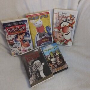 Children's VHS TAPES  5 in the bundle
